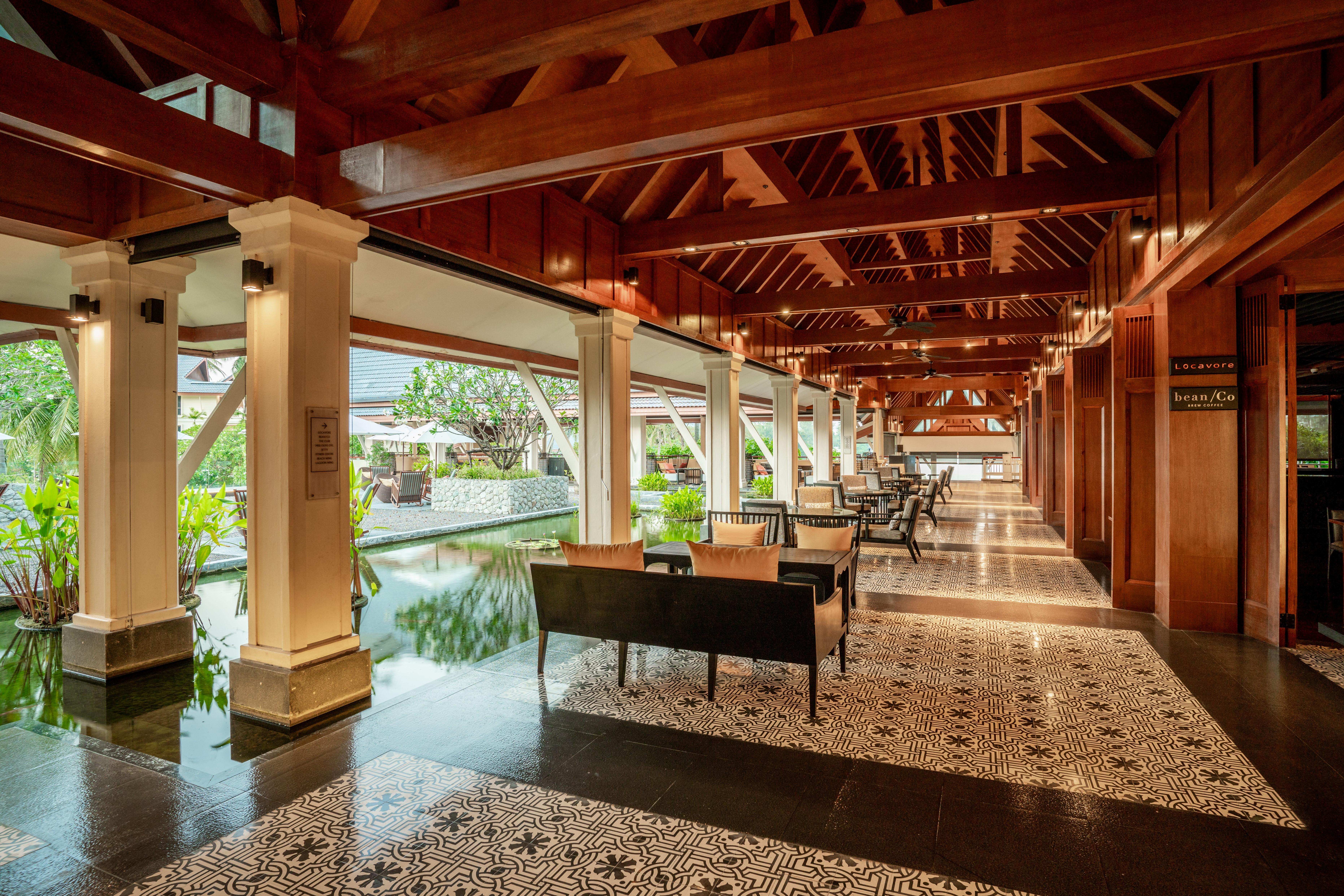 Saii Laguna Phuket Bang Tao Beach  Exterior photo The lobby of the resort