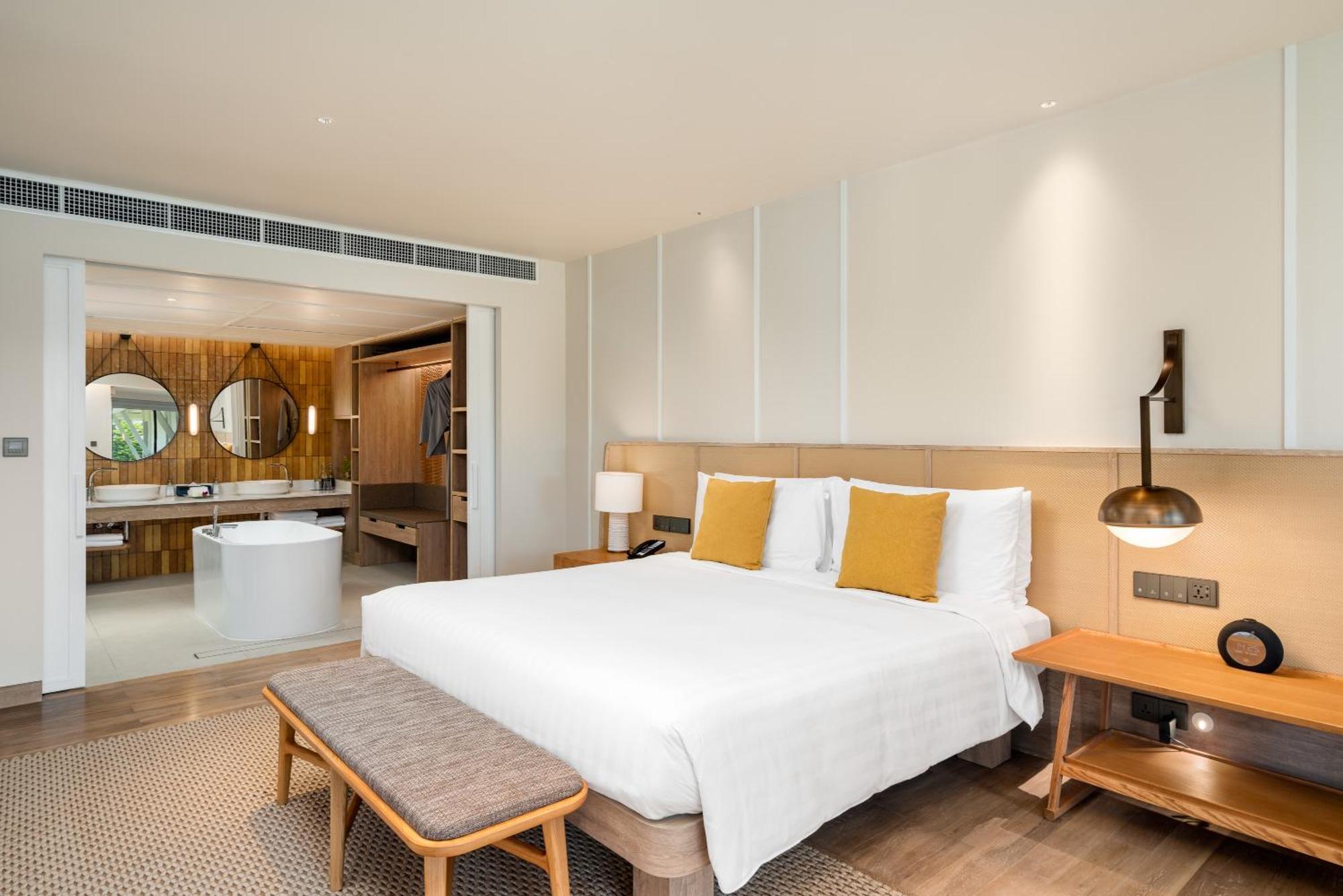 Saii Laguna Phuket Bang Tao Beach  Exterior photo Deluxe Room