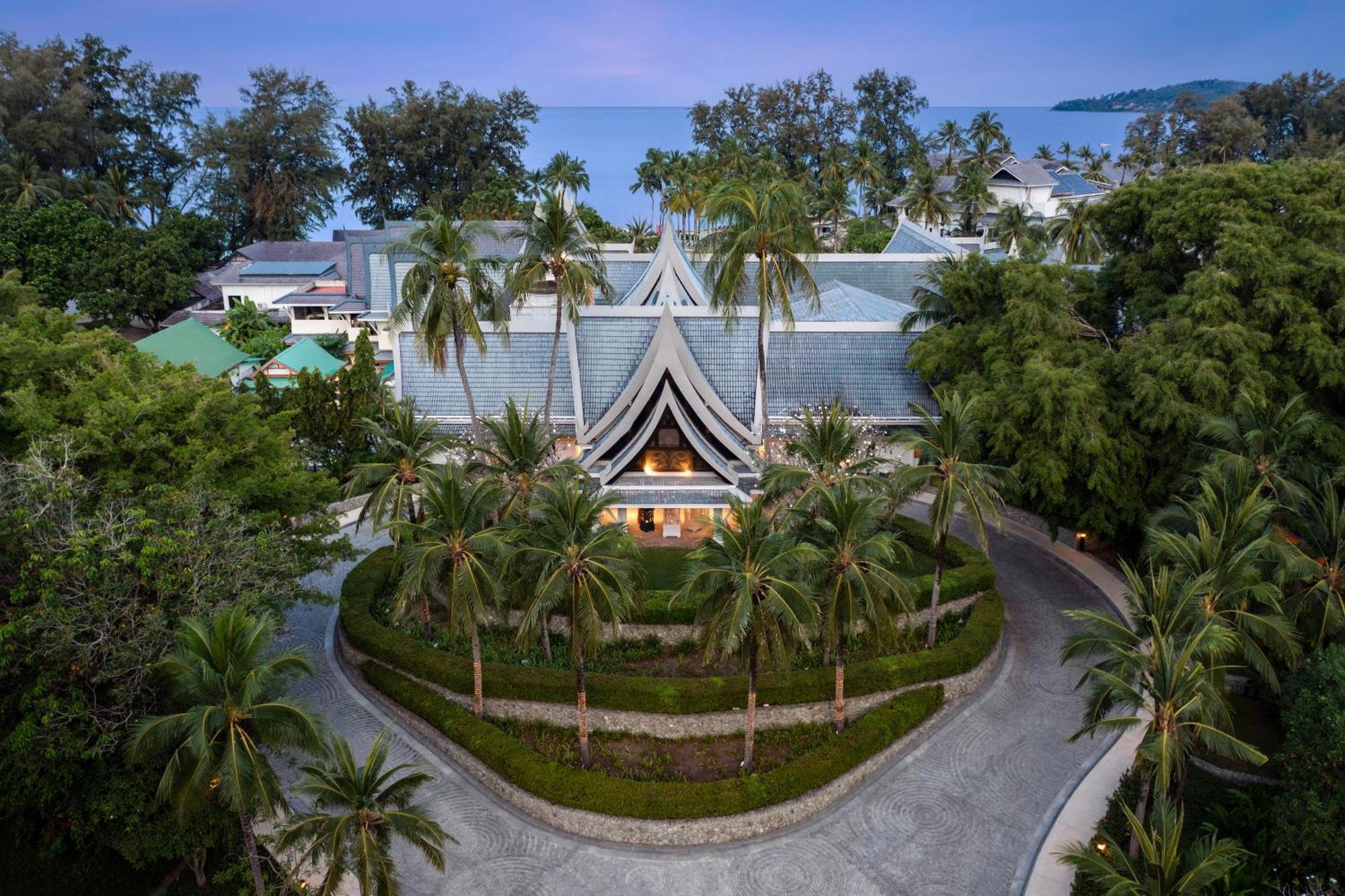 Saii Laguna Phuket Bang Tao Beach  Exterior photo The hotel's main entrance